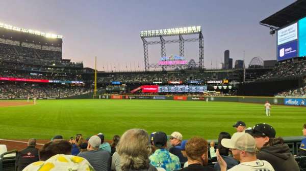 T-Mobile Park, section: 112, row: 9, seat: 16