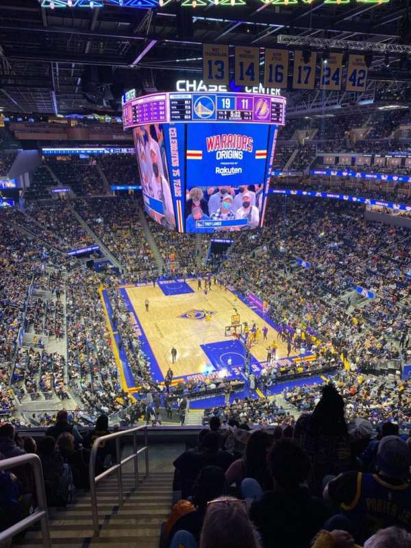 Chase Center, section: 214, row: 8, seat: 22