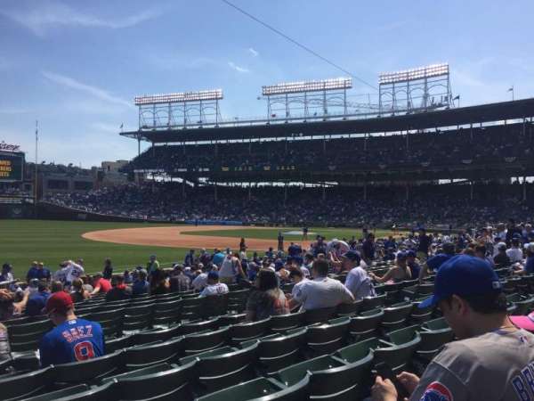 Wrigley Field, section: 106, row: 6, seat: 5
