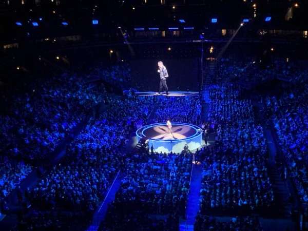 United Center, section: 325, row: 5, seat: 13