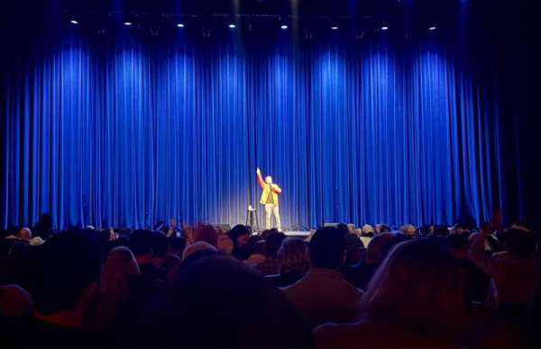 Chicago Theatre, section: MNFL4L, row: KK, seat: 407