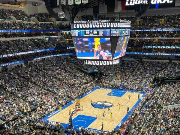 American Airlines Center, section: 333, row: EE, seat: 1