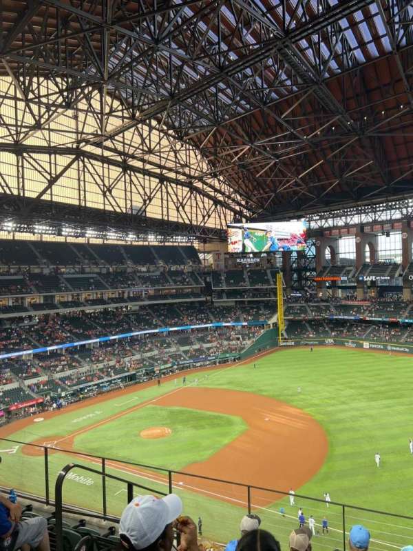 Globe Life Field, section: 226, row: 6, seat: 4
