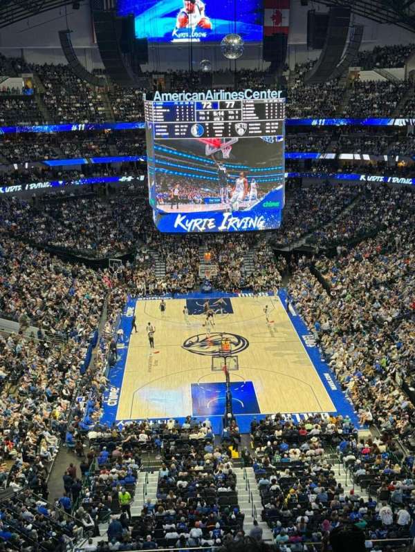 American Airlines Center, section: 318, row: E, seat: 16