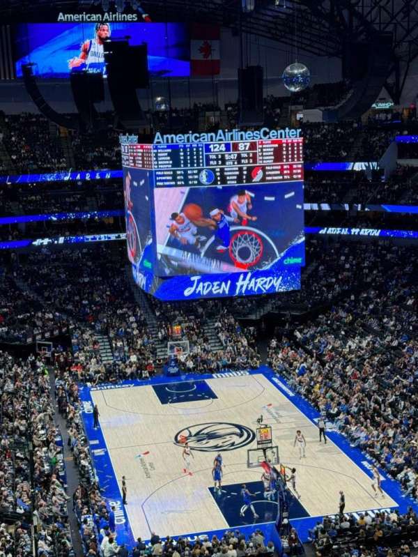 American Airlines Center, section: 319, row: E, seat: 15