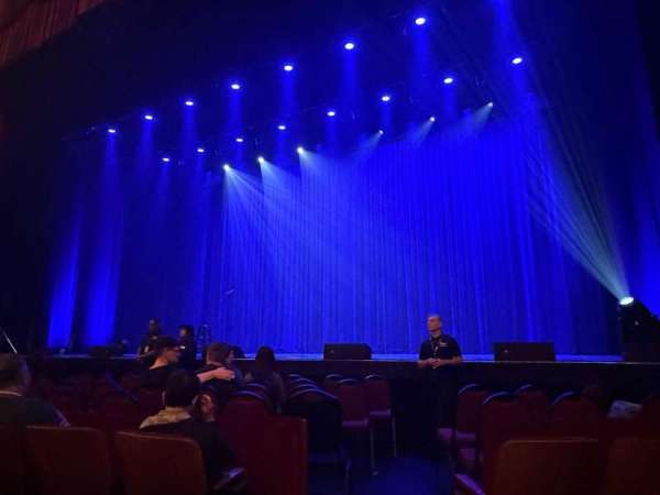 Chicago Theatre, section: MNFL3R, row: DD, seat: 304