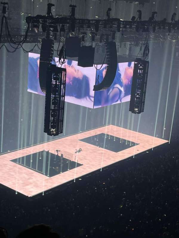 TD Garden, section: 305, row: 9