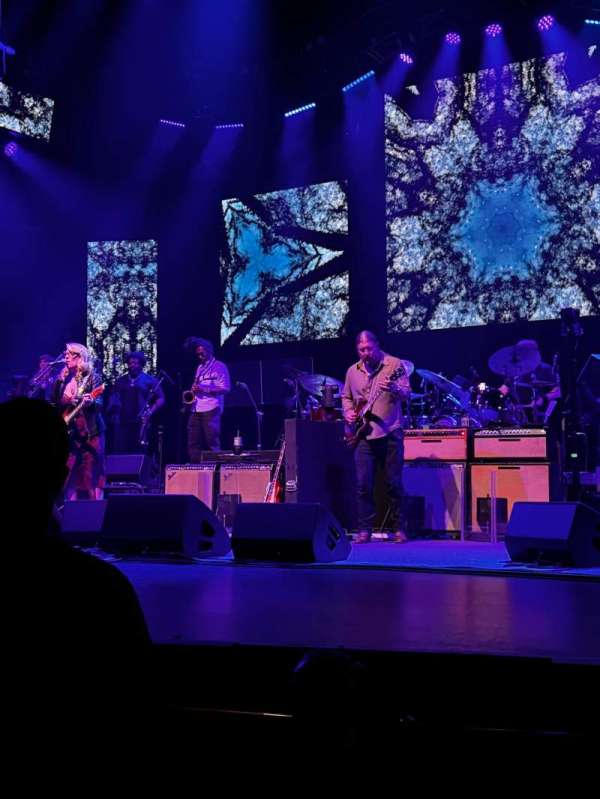 Beacon Theatre, section: Orchestra 2, row: DD, seat: 4