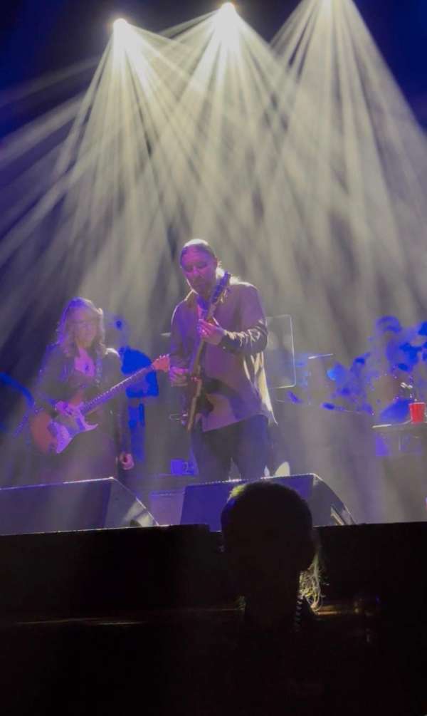 Beacon Theatre, section: Orchestra 2, row: DD, seat: 4