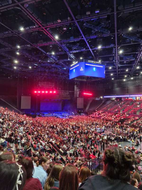 Accor Arena, section: S, row: 6, seat: 20