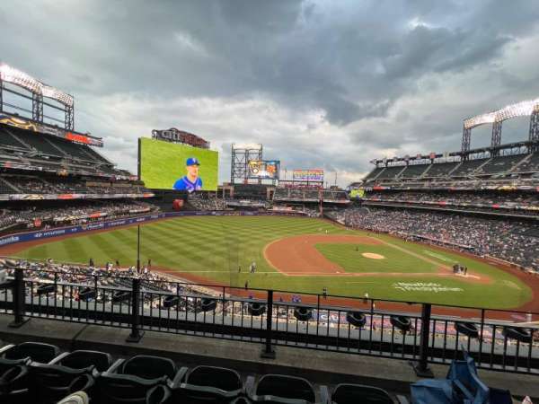 Citi Field, section: 328, row: 3, seat: 12