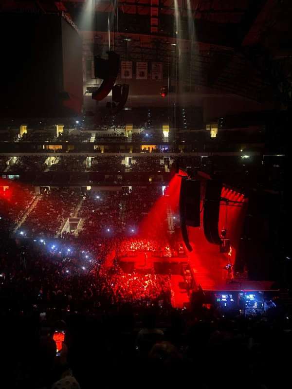 American Airlines Center, section: 208, row: G, seat: 5