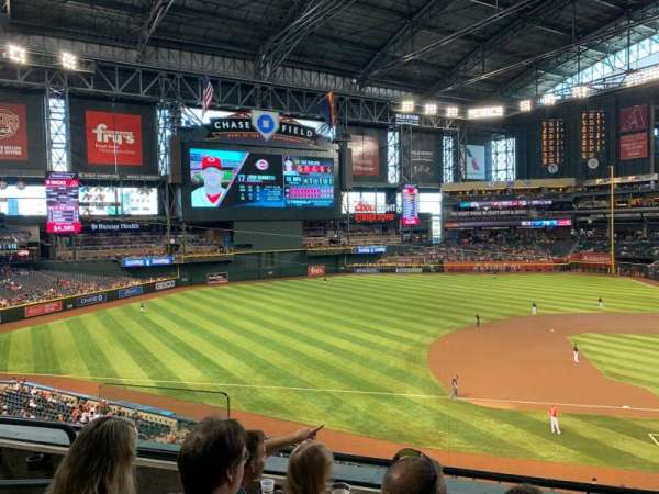 Chase Field, section: 213, row: 4, seat: 18