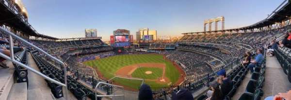 Citi Field, section: 518, row: 4, seat: 17
