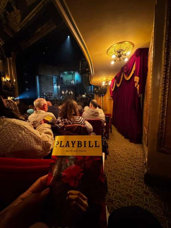 Walter Kerr Theatre, section: Orchestra R, row: L, seat: 20