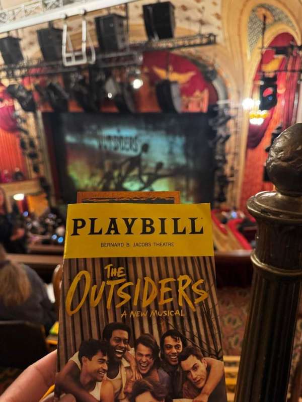 Bernard B. Jacobs Theatre, section: Mezzanine R, row: G, seat: 26