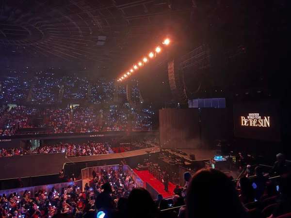 Kia Forum, section: 111, row: 10, seat: 1