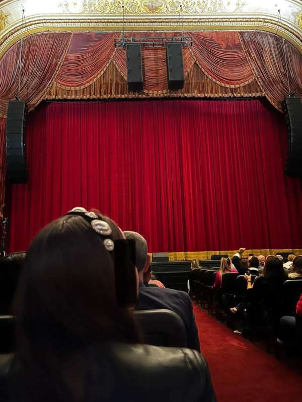Orpheum Theatre, Los Angeles, section: Orchestra L, row: N, seat: 1