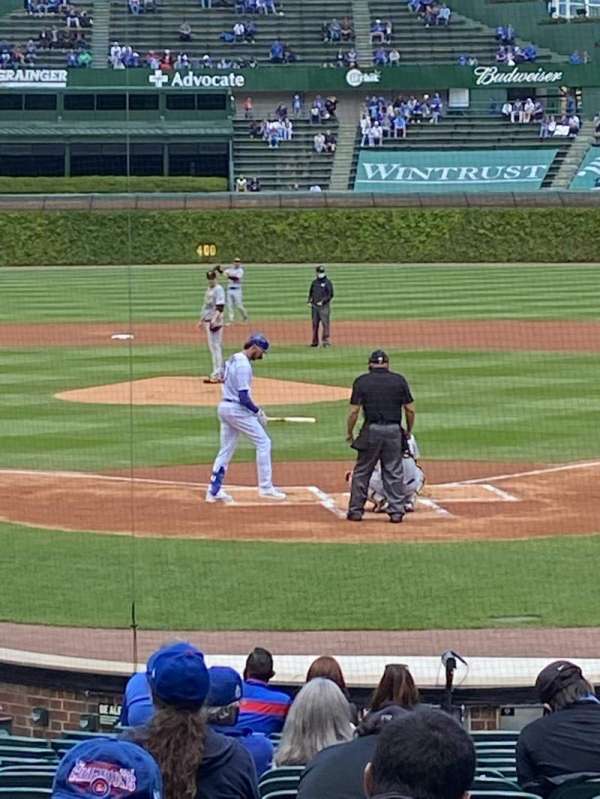 Wrigley Field, section: 117, row: 6, seat: 8