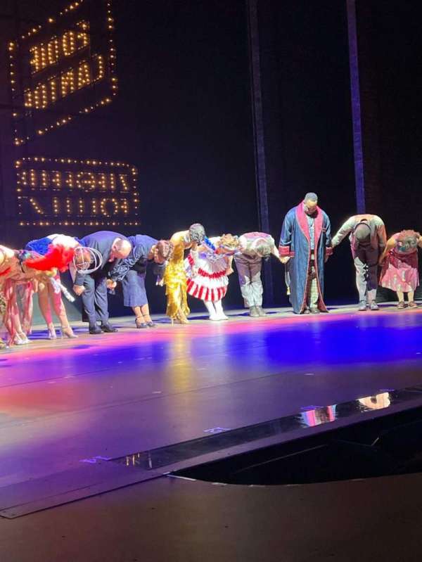 Majestic Theatre, section: ORCHESTRA L, row: B, seat: 9