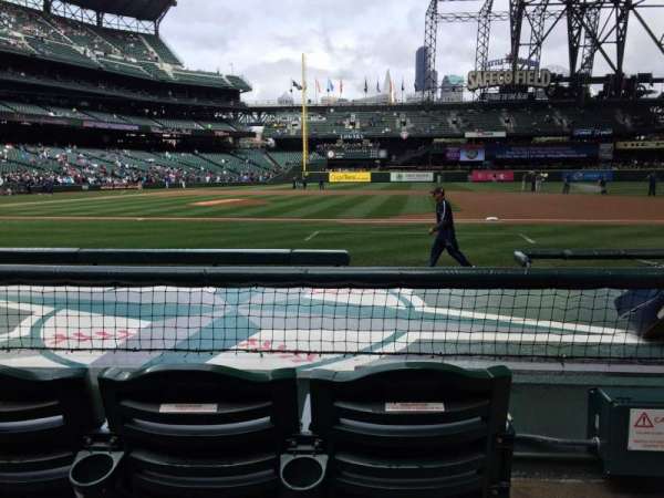 T-Mobile Park, section: 122, row: 7, seat: 1