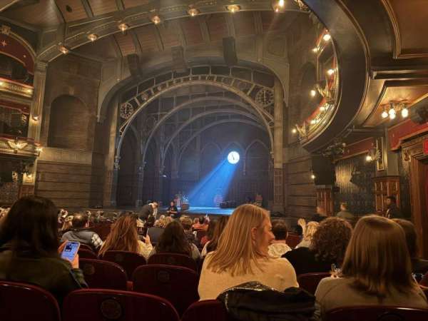 Lyric Theatre, section: Orchestra R, row: R, seat: 32