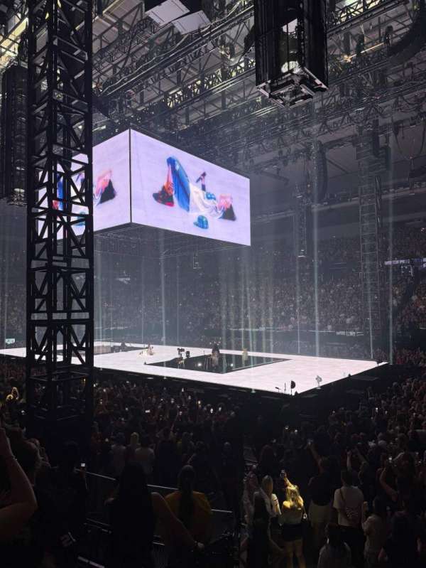 Rod Laver Arena, section: 12, row: F, seat: 173