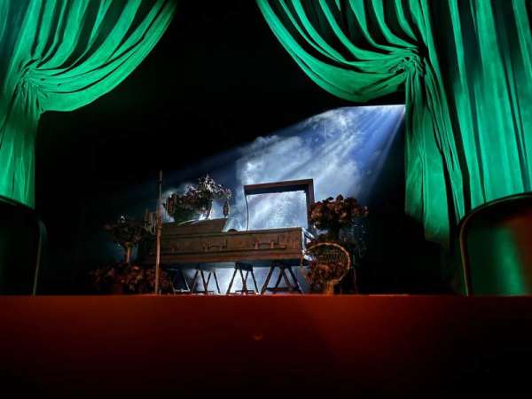 Nederlander Theatre, section: Orchestra C, row: AA, seat: 105