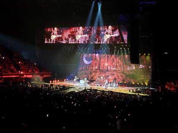 Kia Forum, section: 107, row: 12, seat: 6