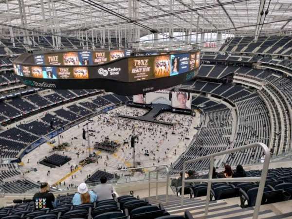 SoFi Stadium, section: 529, row: 15, seat: 3
