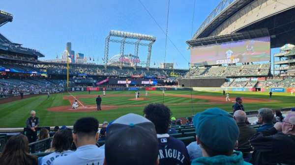 T-Mobile Park, section: 125, row: 12, seat: 13