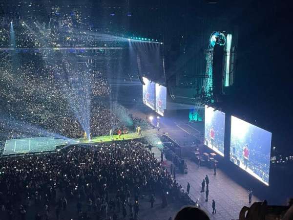 Paris La Defense Arena, section: 418, row: 52, seat: 35