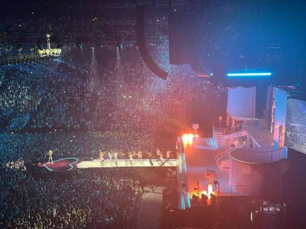 Accor Arena, section: Balcon G, row: 81, seat: 18
