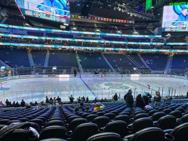 Climate Pledge Arena, section: 15, row: R