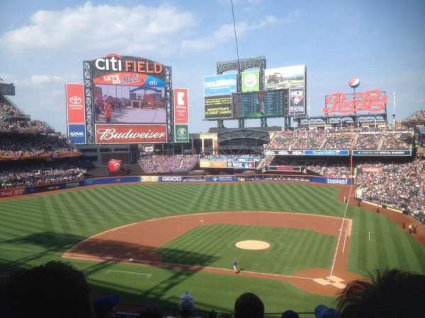 Citi Field, section: 323, row: 6, seat: 7