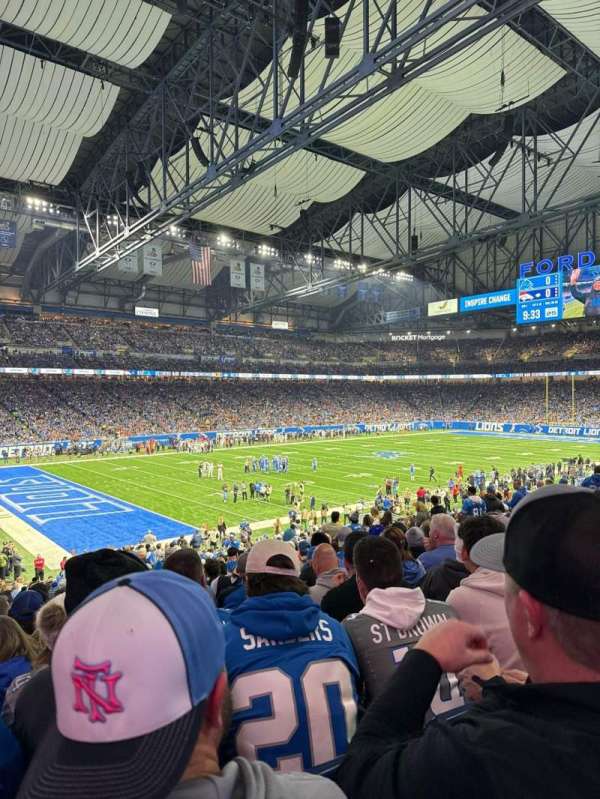 Ford Field, section: 101, row: 31, seat: 8
