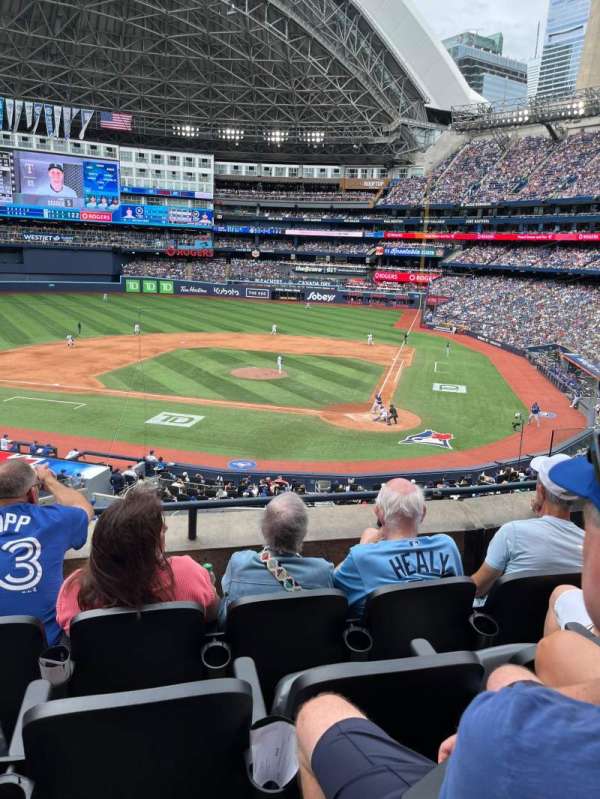 Rogers Centre, section: 227A, row: 4, seat: 5