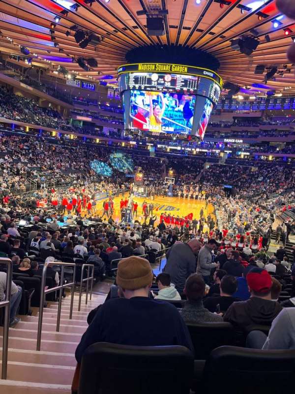 Madison Square Garden, section: 113, row: 17, seat: 1