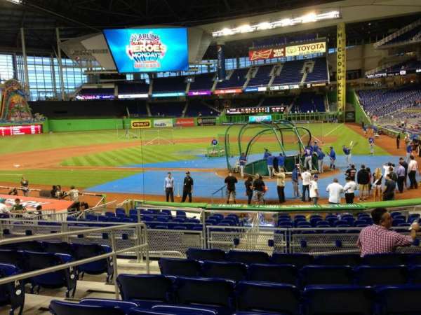 LoanDepot Park, section: 17, row: 2, seat: 7