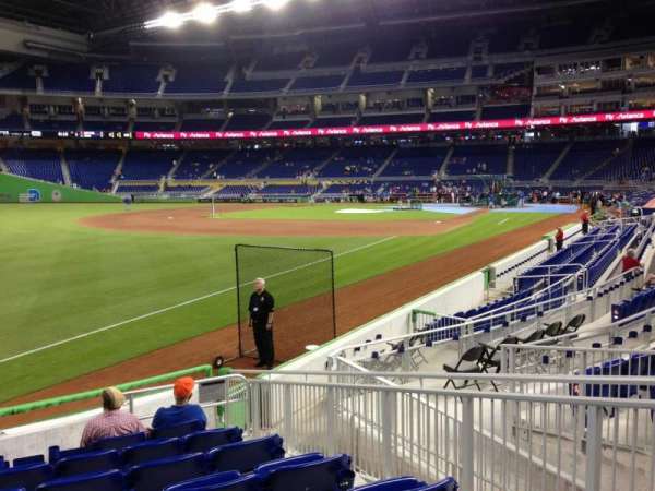 LoanDepot Park, section: 26, row: J, seat: 4
