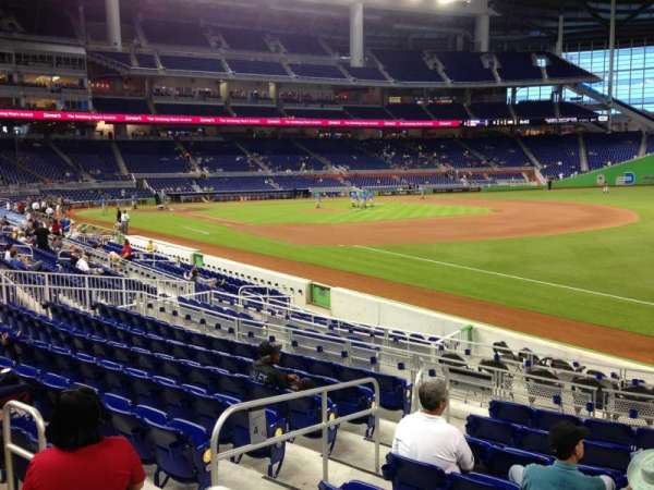 LoanDepot Park, section: 4, row: 1, seat: 13