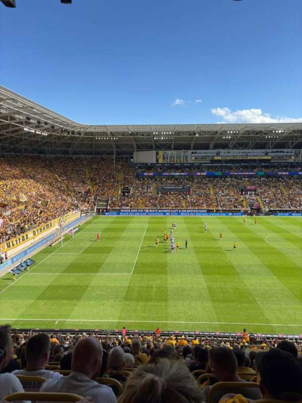 Rudolf Harbig Stadion, section: N2, row: 31, seat: 6