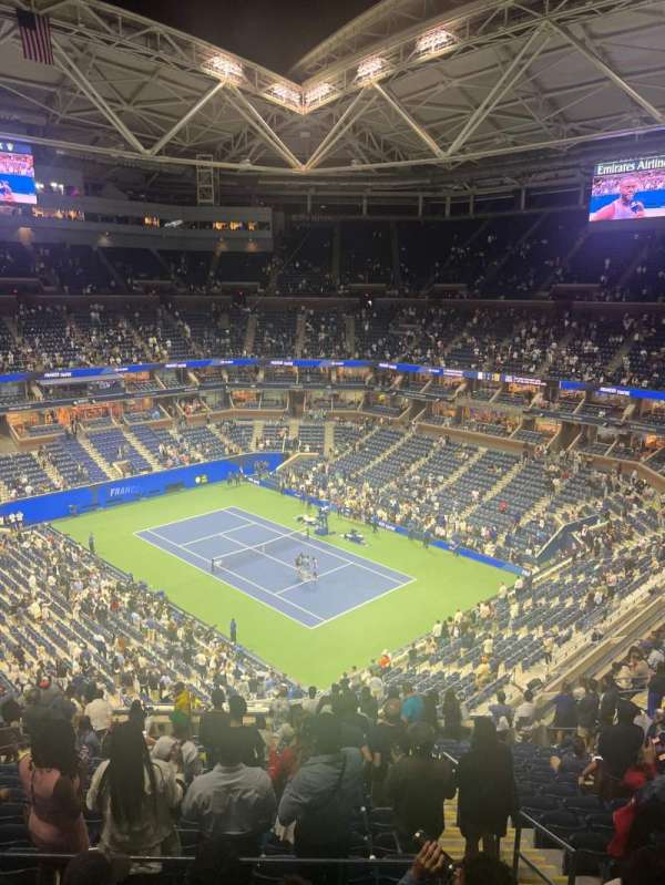 Arthur Ashe Stadium, section: 316, row: L, seat: 8