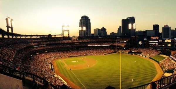 Busch Stadium, section: 431, row: 4, seat: 6