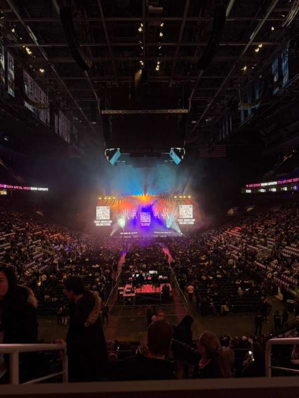 Scotiabank Arena, section: 102, row: 25, seat: 18