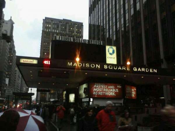 Madison Square Garden, section: 7th AVE
