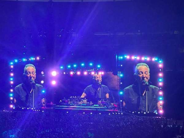MetLife Stadium, section: 121, row: 31, seat: 1