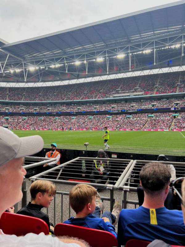 Wembley Stadium, section: 142, row: 2, seat: 242