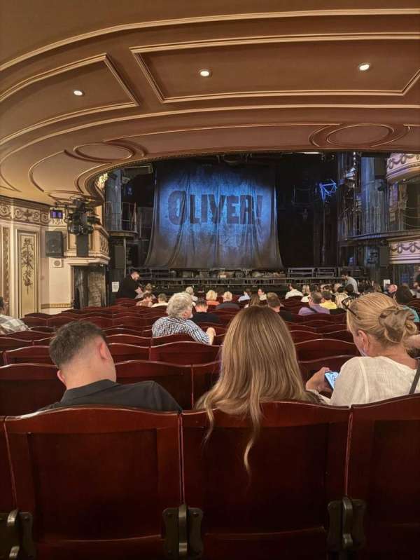 Gielgud Theatre, section: Stalls, row: Q, seat: 22