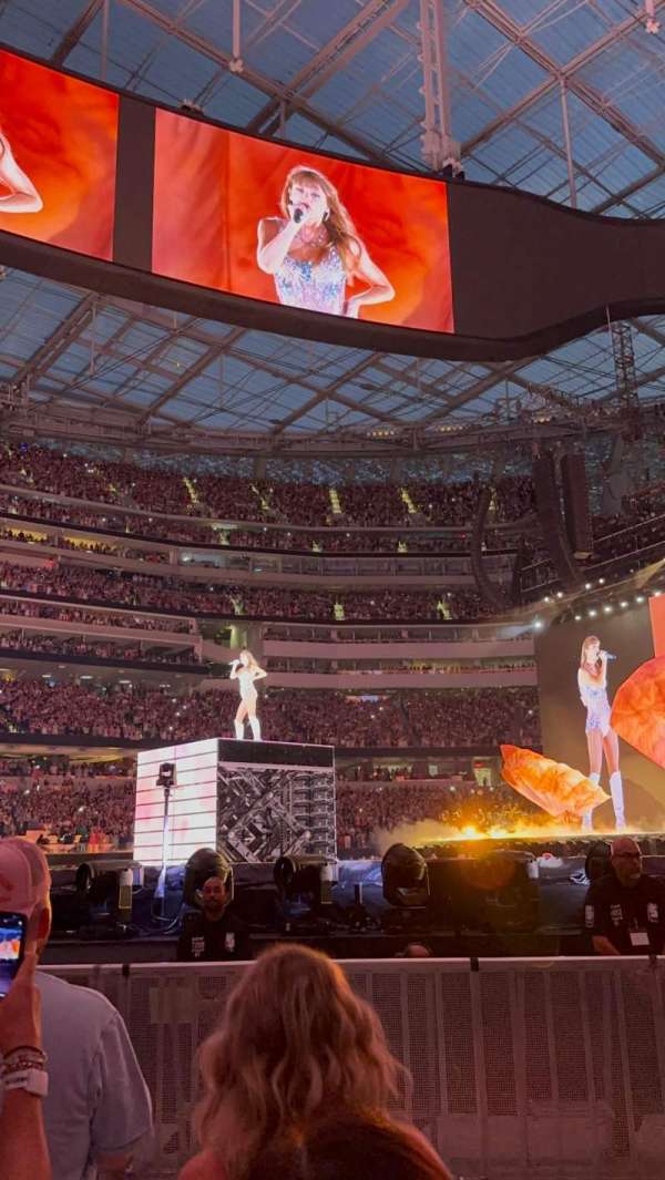 SoFi Stadium, section: FL-M, row: 11, seat: 3